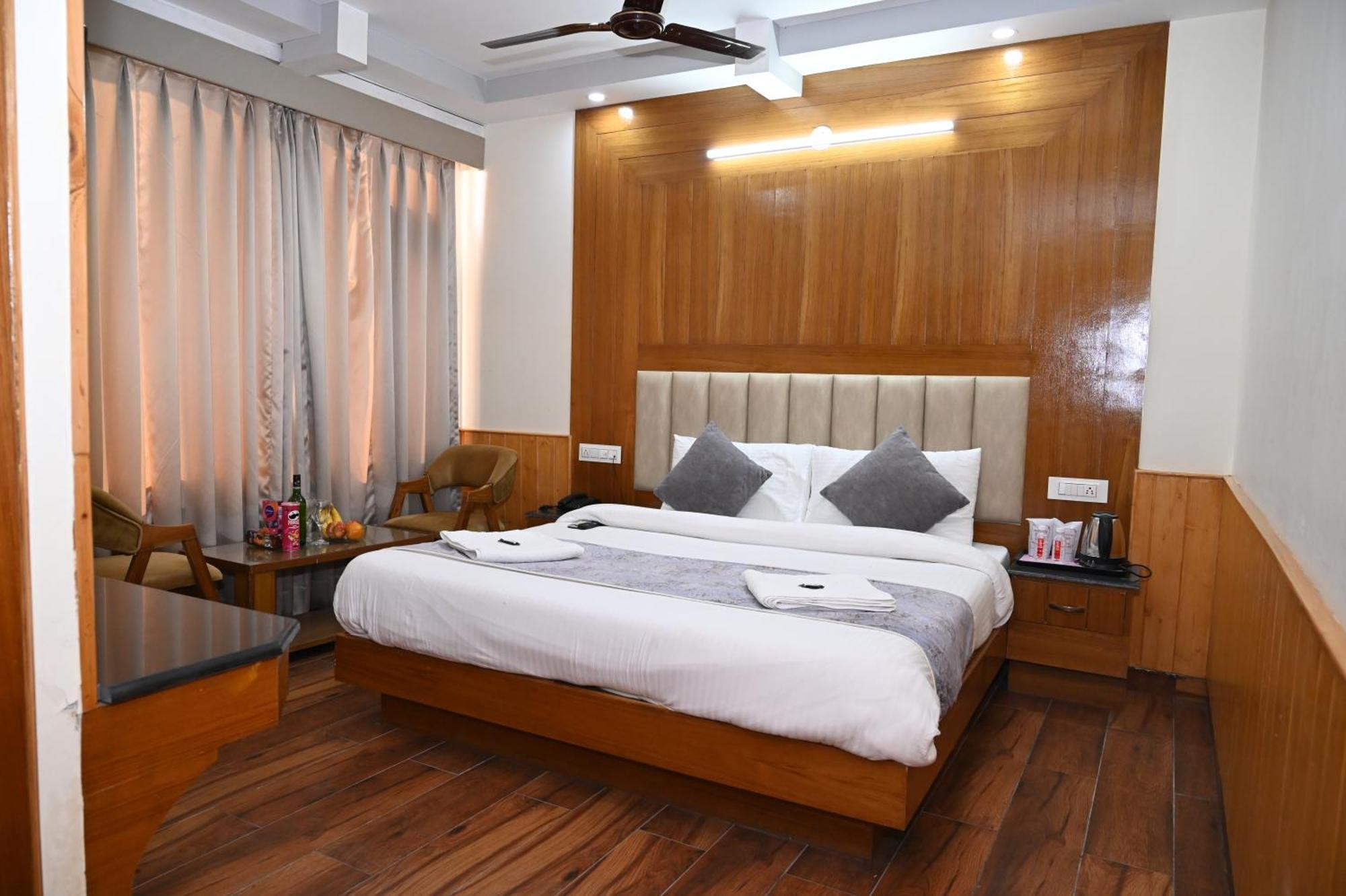 Hotel Lee Green Manali  Bagian luar foto